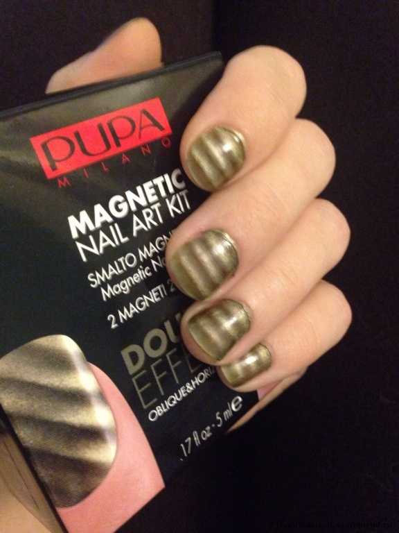 Pupa Magnetic Nail Polish Хаки на ногтях