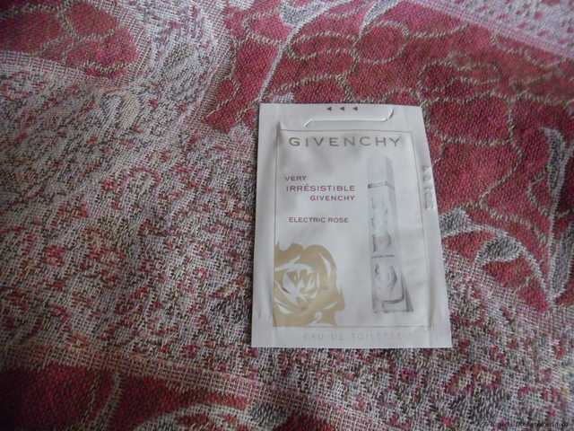 Givenchy Very Irresistible Givenchy Electric Rose - фото