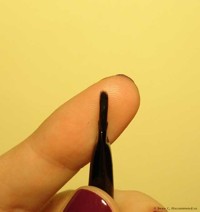 Кисть для макияжа E.L.F. Cosmetics  Small Angled Brush - фото