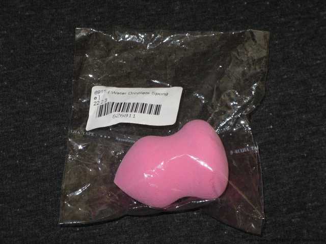 Спонжи для макияжа Aliexpress    Beauty Soft Makeup Sponge Blender Blending Foundation Smooth Puff - фото