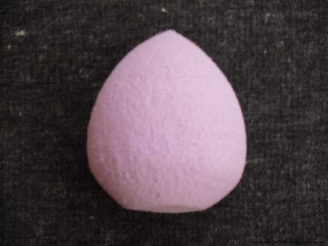 Спонжи для макияжа Aliexpress    Beauty Soft Makeup Sponge Blender Blending Foundation Smooth Puff - фото