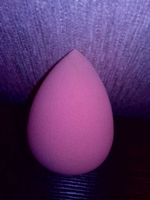 Спонжи для макияжа Aliexpress    Beauty Soft Makeup Sponge Blender Blending Foundation Smooth Puff - фото