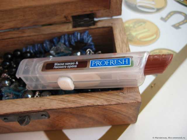 Бальзам для губ ProFresh с маслом какао и экстрактом лесного ореха - фото