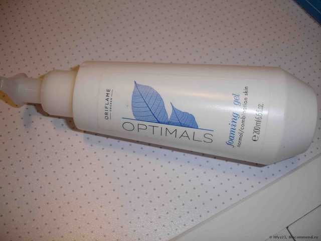 Гель-пенка для умывания Oriflame Optimals Для нормальной/комбинированной кожи «Оптимальное очищение» - фото