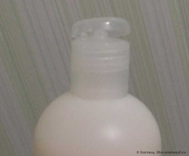 Шампунь Beauty farm На козьем молоке для объема и блеска волос - фото