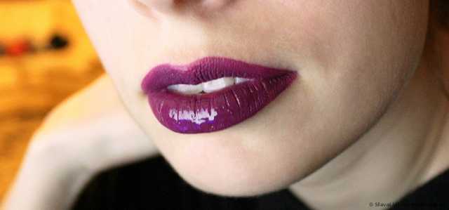 Matte Lipstick by H&M Бордовый/Landinski + блеск для губ Inglot Inglot AMC Lip Gloss в 541 