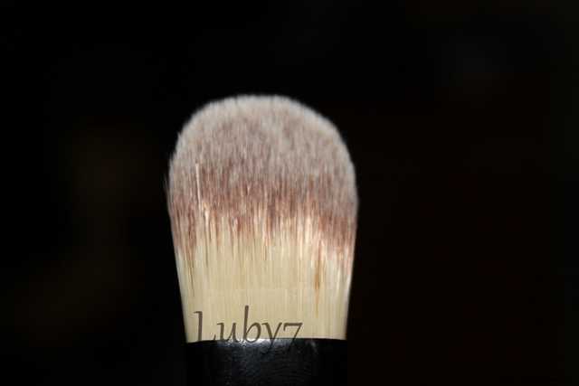 Кисть для тональной основы Aliexpress   Bamboo Handle Smooth Fiber Hair Makeup Wet Powder Foundation Brush Beauty Tool - фото