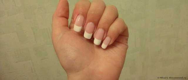 Мультивитаминный препарат для укрепления ногтей Eveline SOS Nail Therapy для мягких, тонких и расслаивающихся ногтей с кальцием и коллагеном - фото