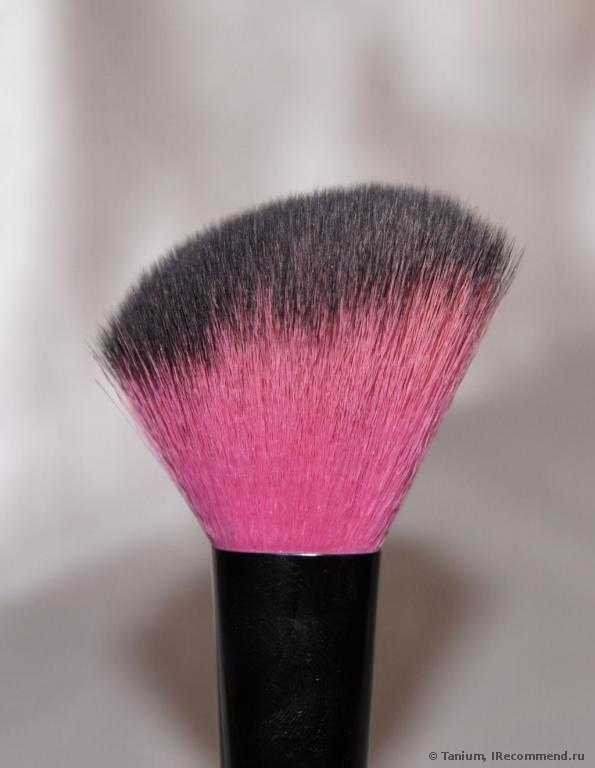 Кисть для румян Essence Blush Brush - фото