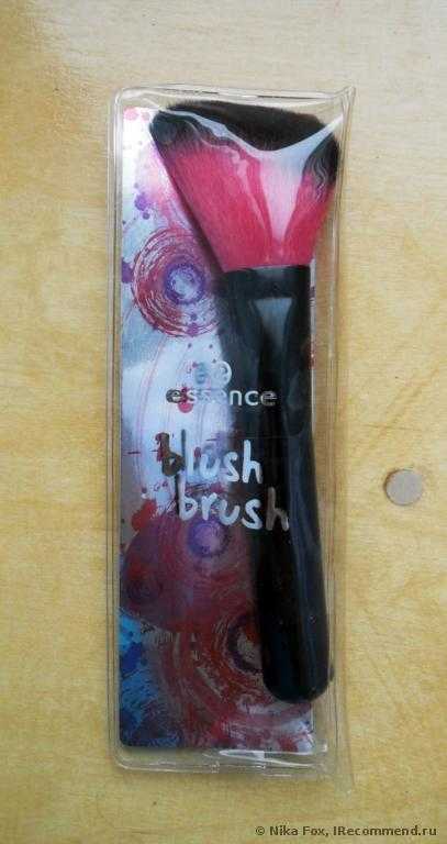 Кисть для румян Essence Blush Brush - фото