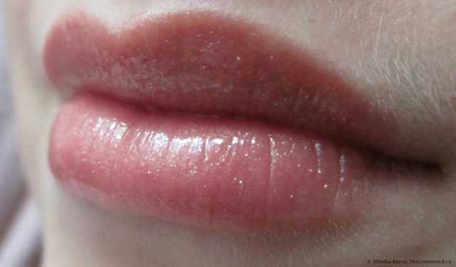 Блеск для губ Lancome Gloss in Love - фото