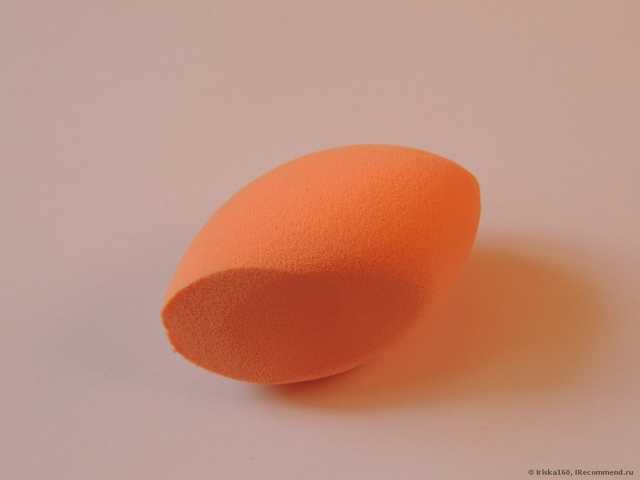 Если этот спонж идеален, то что же тогда творит хваленый Beautyblender? Но мне не хочется пробовать)) (фото во всех ракурсах)
