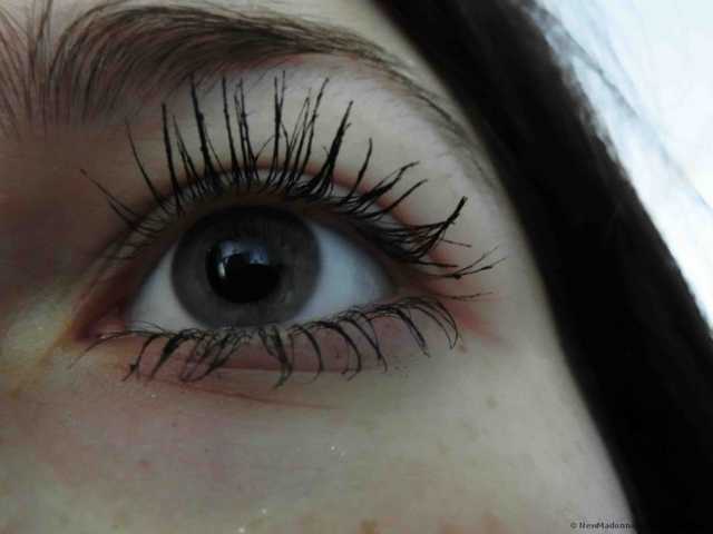 Тушь для ресниц Avon Super Drama Mascara / "Роковой эффект" - фото