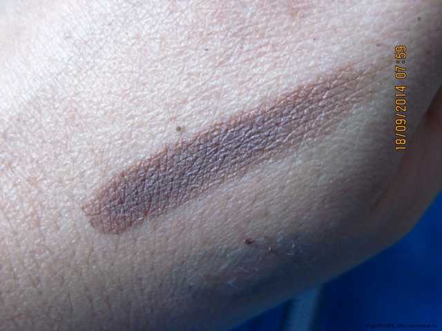 Тени для век Avon Блестящие рассыпчатые с точным аппликатором - фото