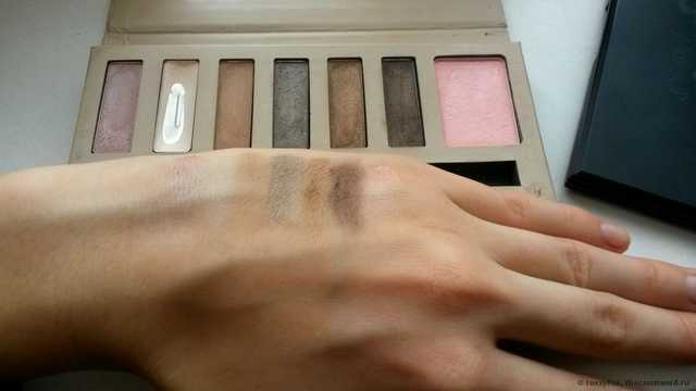 Тени для век Barry M   Естественное сияние Glow & Blush Palette - фото
