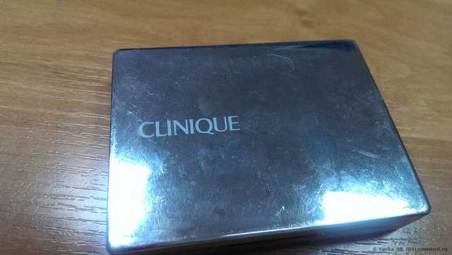 Румяна CLINIQUE Blushing Blush - фото