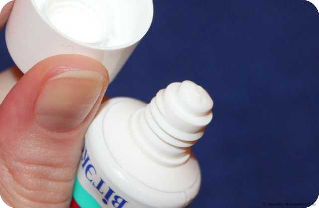 Зубная паста  Белита-Витэкс Dentavit  F-содержащая для чувствительных зубов - фото