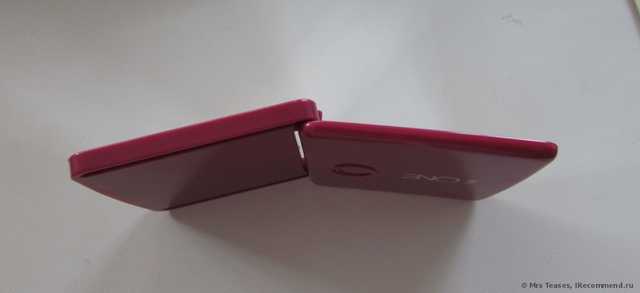 Зеркальце Oriflame Карманное зеркало Oriflame. The ONE Pocket Mirror. Идеал для маленькой сумочки или клатча! Код:27568 - фото
