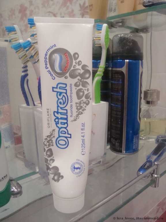 Зубная паста Oriflame отбеливающая Optifresh Fluoride Toothpaste Whitening