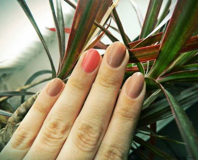 Лак для ногтей Classics  Glamour Nail Lacquer. - фото