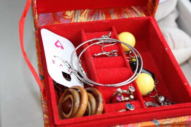 Шкатулка для украшений Aliexpress   Lovely princess square double suction box Korean jewelry box jewelry ring box earrings birthday gift box - фото