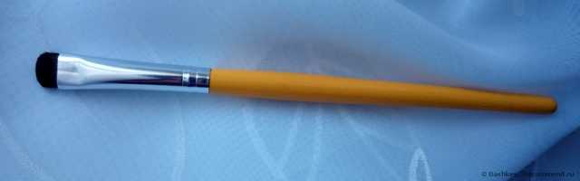 Кисть для макияжа Buyincoins New Hot Makeup Cosmetics Yellow Wood Handle Eyeshadow Eye Shading Brush - фото