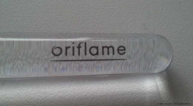 Кисть для нанесения тональной основы Oriflame - фото