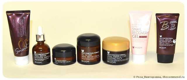 Пенка для умывания Mizon  Snail Repairing Foam Cleanser 60 мл. - фото