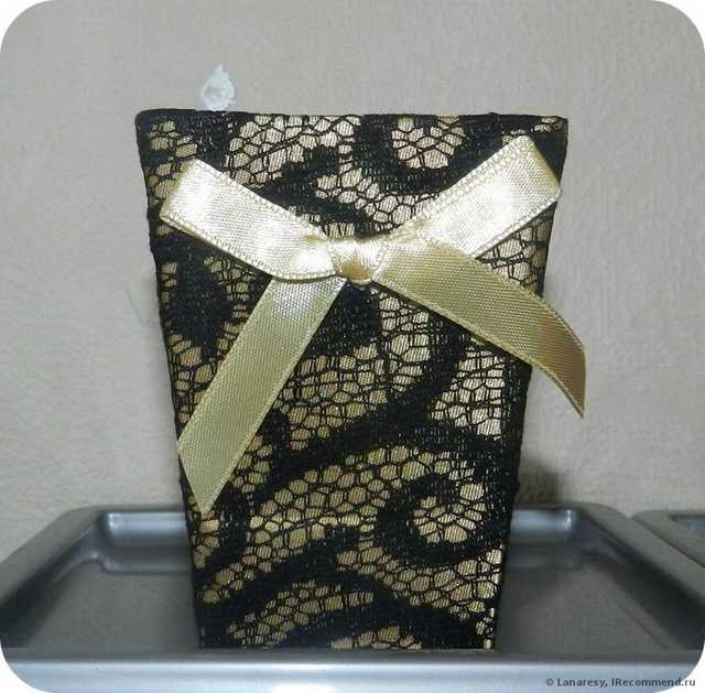 Подставка под кисти Oriflame Подставка под кисти для макияжа «Ажурная роскошь» - фото