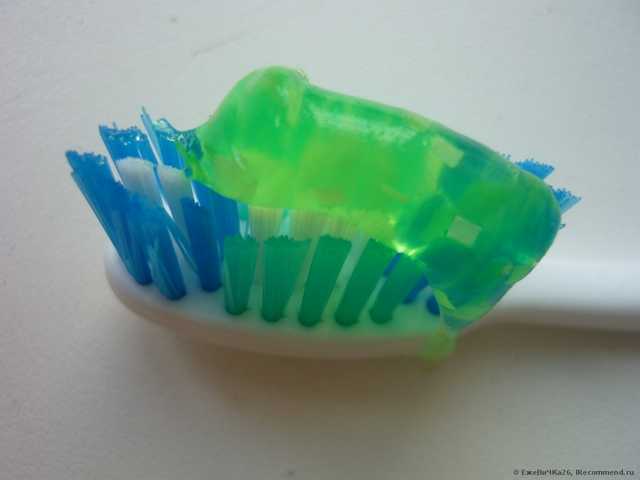 Зубная паста Colgate Макс Фреш с освежающими кристалами - фото