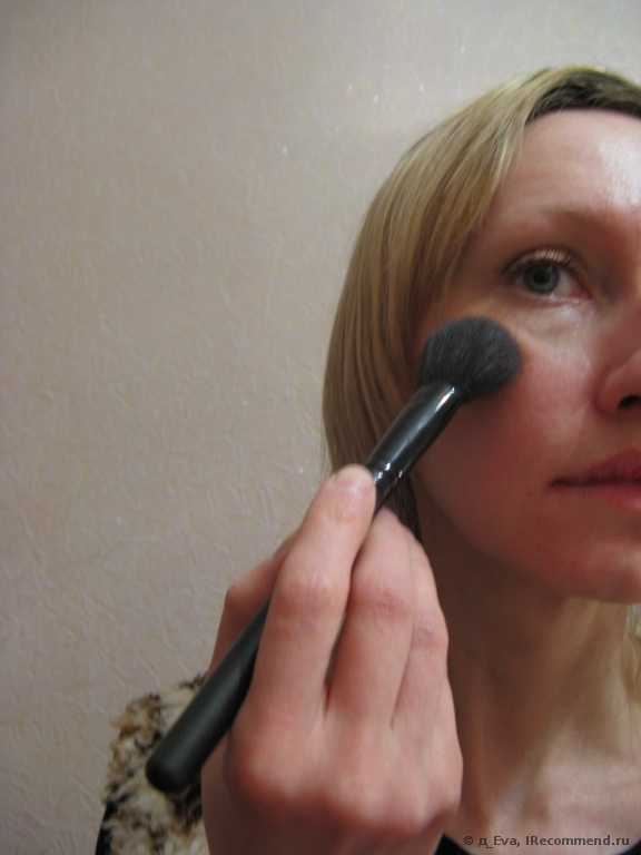 Кисть для румян Oriflame - фото