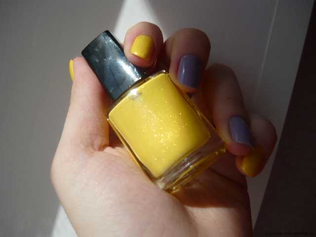 Лак для ногтей Avon "Гель-эффект" Gel Finish Nail Enamel - фото