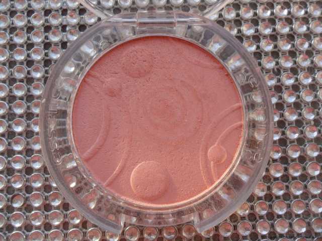Румяна Essence silky touch blush - фото
