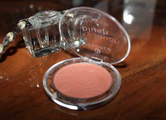 Румяна Essence silky touch blush - фото