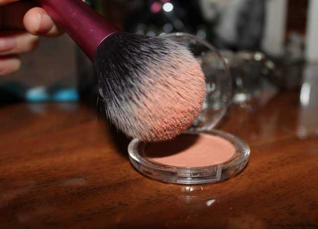 Румяна Essence silky touch blush - фото