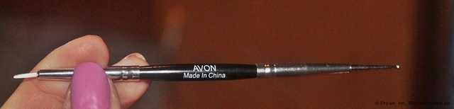 Кисточка для маникюра Avon в чехле - фото
