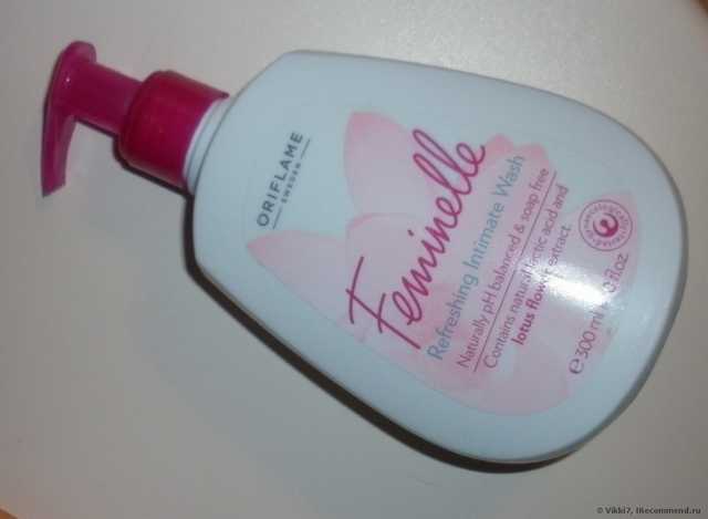 Гель для интимной гигиены Oriflame Feminelle Lotus extract - фото