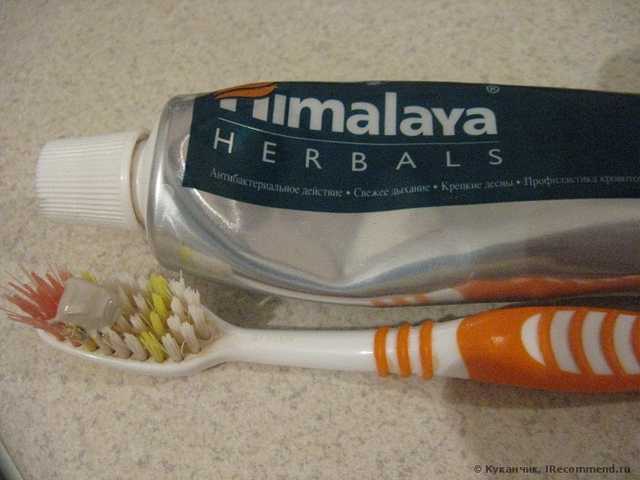 Зубная паста Himalaya Herbals