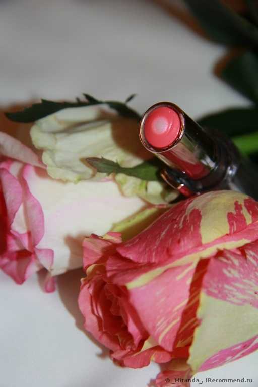 Губная помада L'Oreal Перламутровая губная помада Caresse Coeur de Perle - фото
