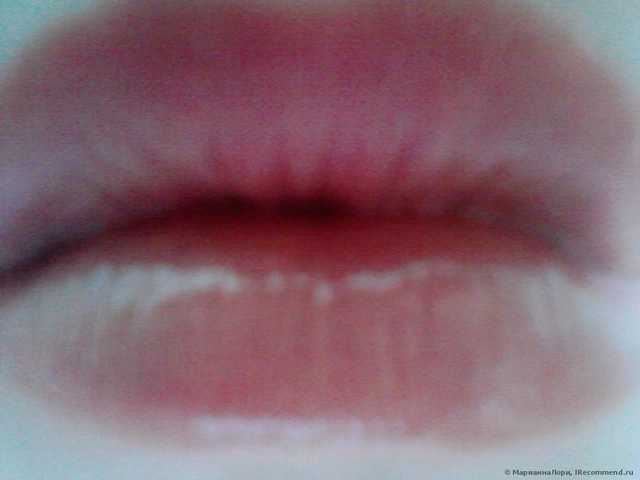 Блеск для губ Lamel Professional Стойкий с эффектом влажных губ - фото
