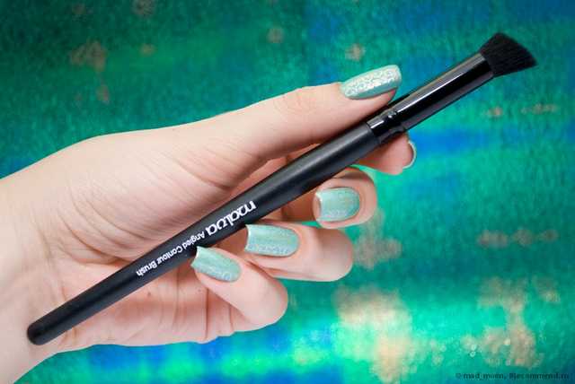 Small Angled Contour Brush 