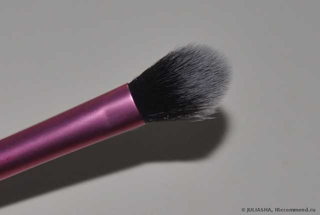 Кисть для макияжа Real Techniques by Samantha Chapman Setting Brush - фото