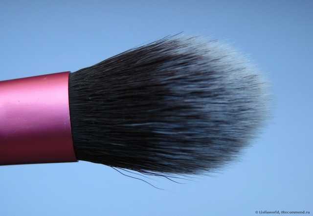 Кисть для макияжа Real Techniques by Samantha Chapman Setting Brush - фото