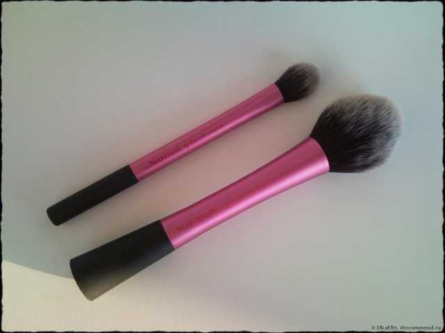 Кисть для макияжа Real Techniques by Samantha Chapman Setting Brush - фото
