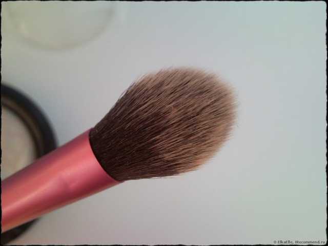 Кисть для макияжа Real Techniques by Samantha Chapman Setting Brush - фото