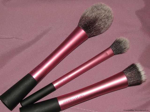 Кисть для макияжа Real Techniques by Samantha Chapman Setting Brush - фото
