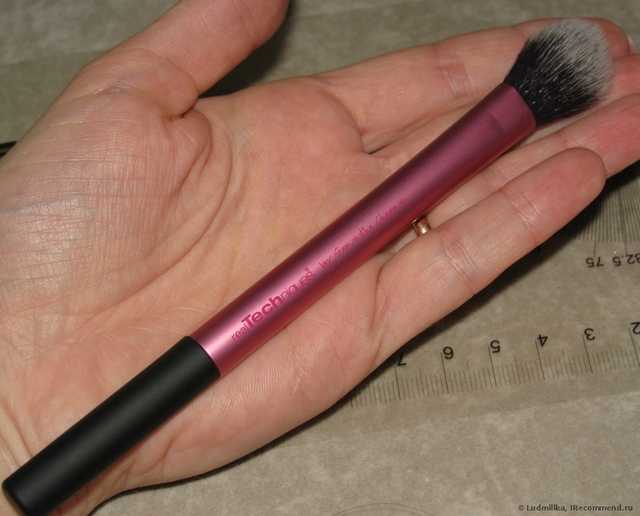 Кисть для макияжа Real Techniques by Samantha Chapman Setting Brush - фото