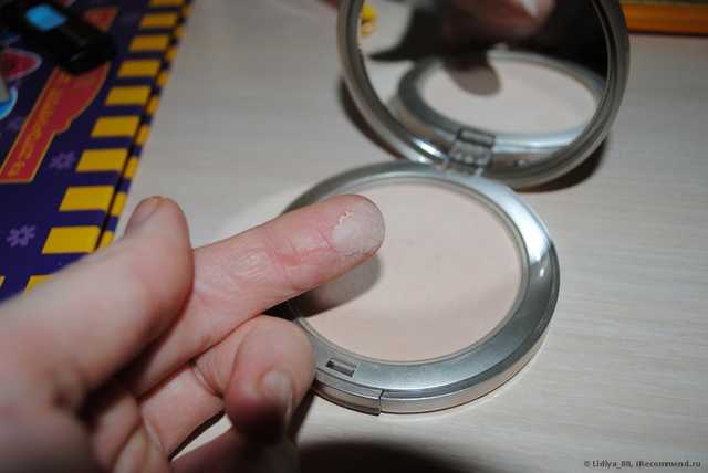 Пудра ArtDeco pure minerals compact powder - фото
