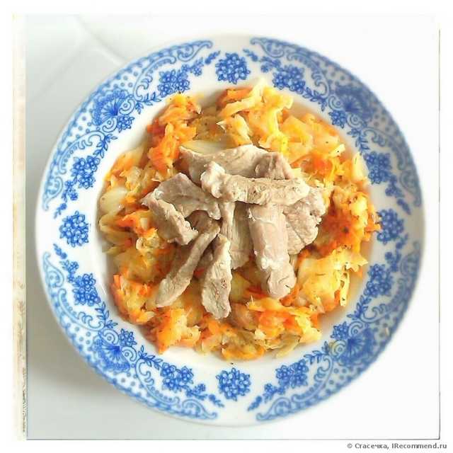 Обед. Свинина с тушеной капустой. 