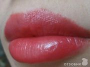 Губная помада Avon 